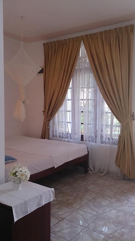 Welcome Family Guest House. Bentota Room photo